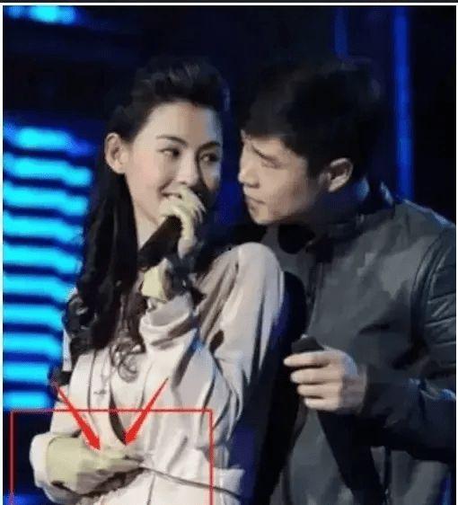 台湾娱乐记者爆料,娱乐圈最新动态大揭秘！”